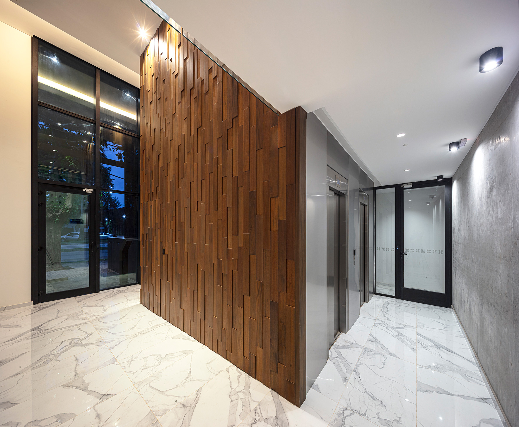 Hall-Entrada-Rondeau