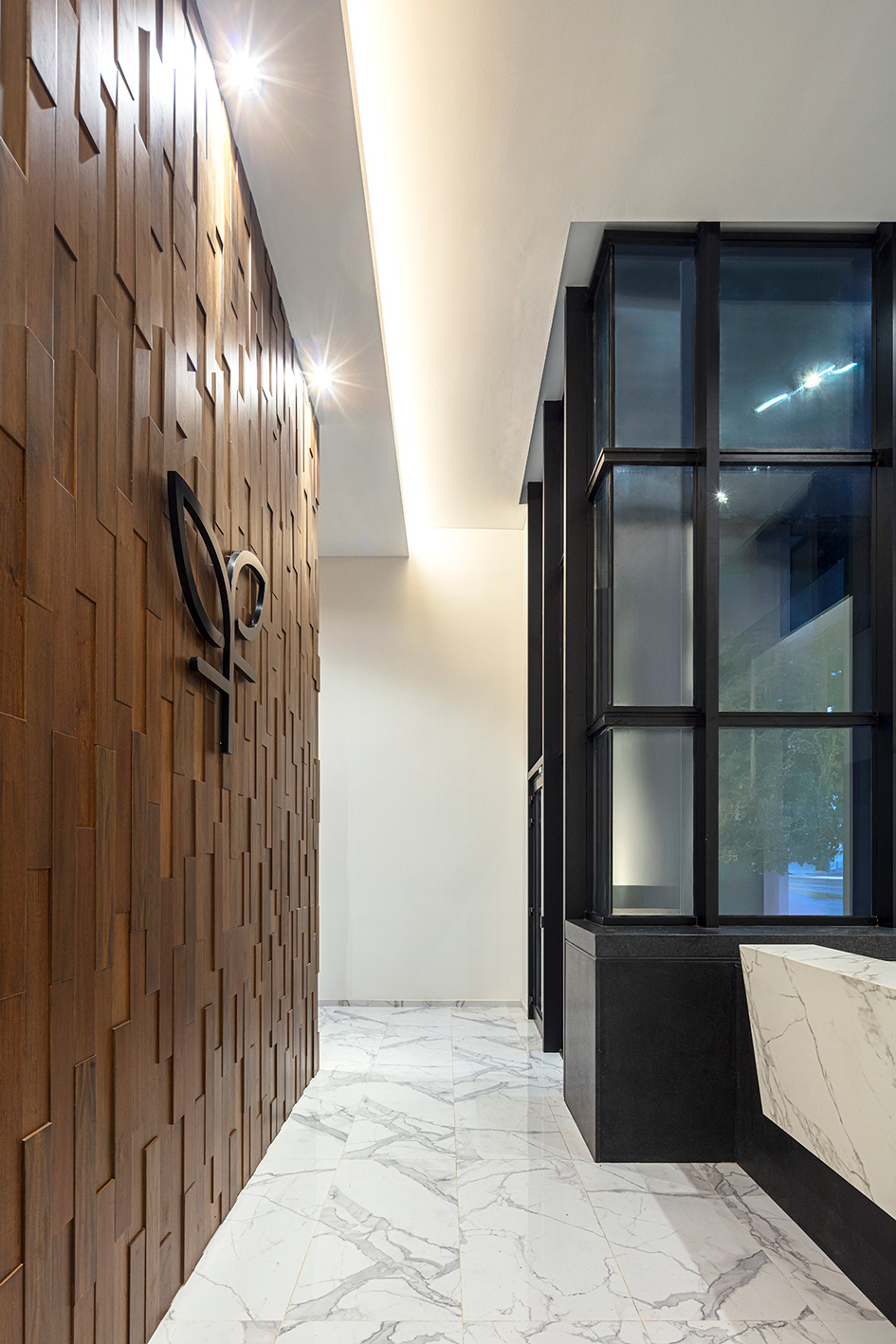 Hall_Rondeau