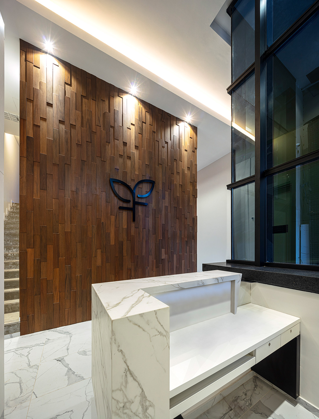 Hall_Rondeau2
